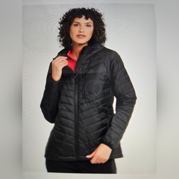 L.L. Bean Women's PrimaLoft Packaway Hooded Jacket In Light Sand - Picture 8 of 8